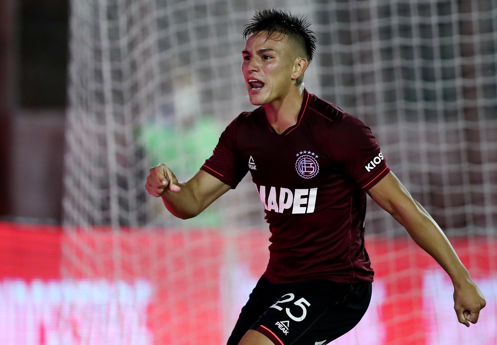 “Still Willing To Work On It…” Mark Hendry Claims Celtic Remain Locked In Talks To Sign South American Star