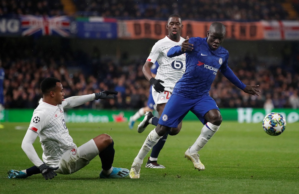‘This Club Always Loves To Sign Past It Players’ ‘This Ain’t 2019’ Fans Frustrated As United Continue To Be Linked With Chelsea Star