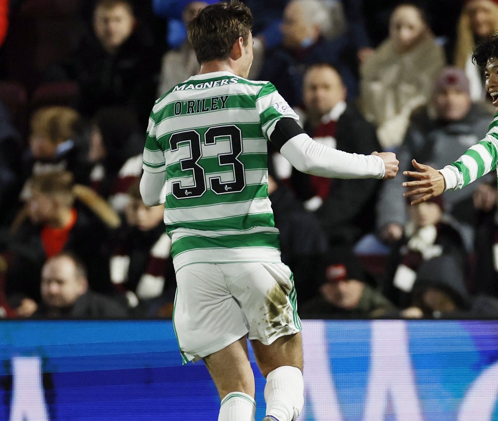 Donnelly Tips “Very Good” Celtic Star To Keep Rogic Out Of Derby Starting Lineup
