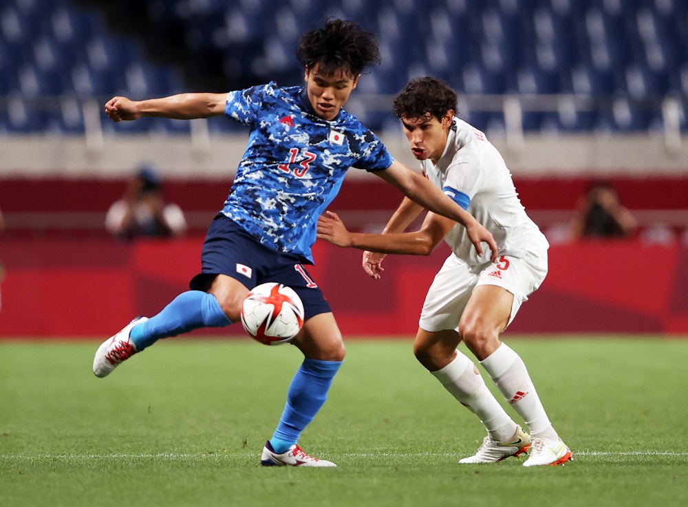 Potential Stumbling Block In Celtic’s Move For Reo Hatate As Clubs Fail To Agree Transfer Fee