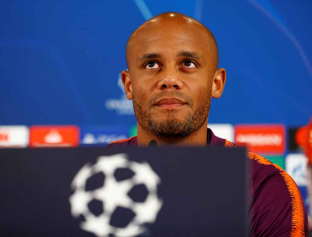 Kompany Names Former Chelsea Star And 4 Ex Teammates In His All Time 5 A Side Team