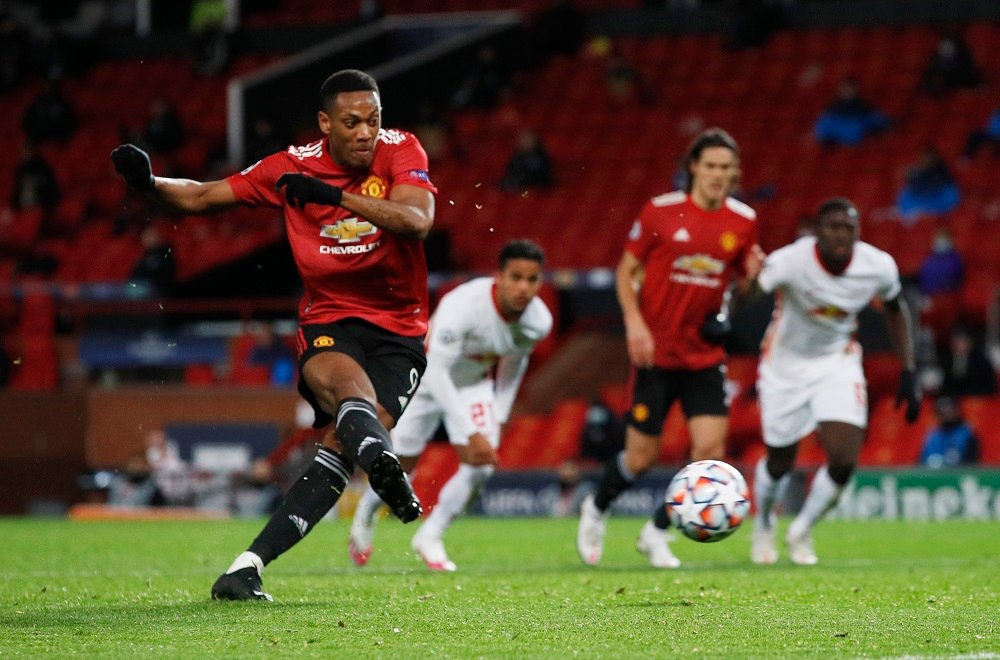 Latest Manchester United Injury News: Updates On Martial, Lingard, Shaw And Cavani