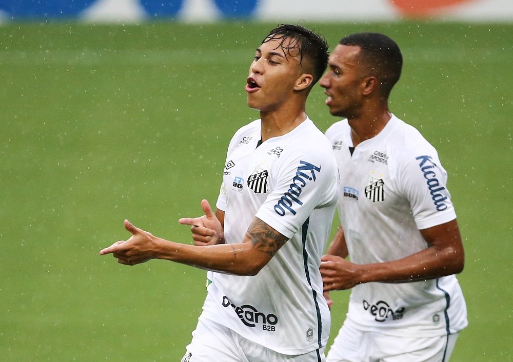 Liverpool Named The ‘Big English Player’ As They Try To Beat Rivals To 8.6M Rated Brazilian Wonderkid