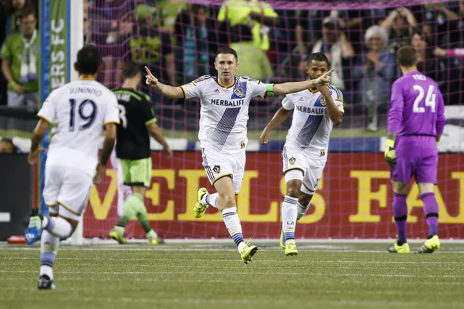 Seattle Sounders weather playoff pressure in wild LA Galaxy draw