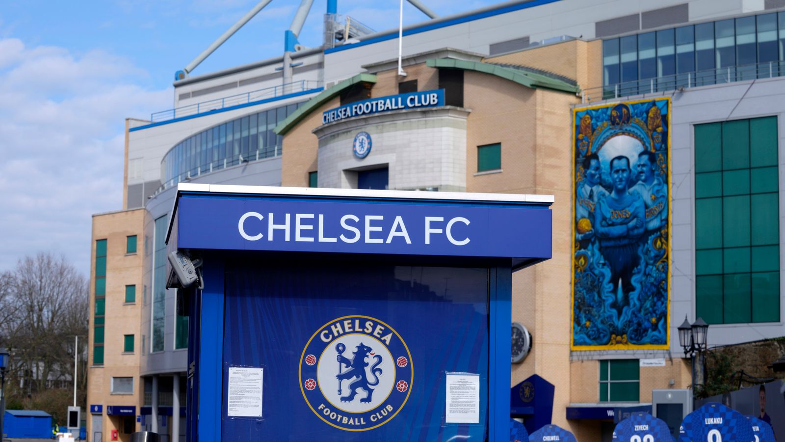 Chelsea's 'payments to agents during Roman Abramovich era among transactions that led to £8.6m fine by UEFA'