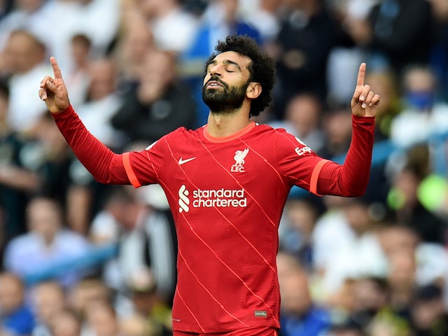 Carragher urges Liverpool to tie Salah down to a new contract